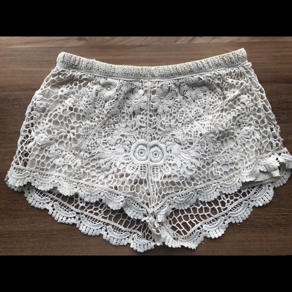 Pacsun L.A. Lace Shorts